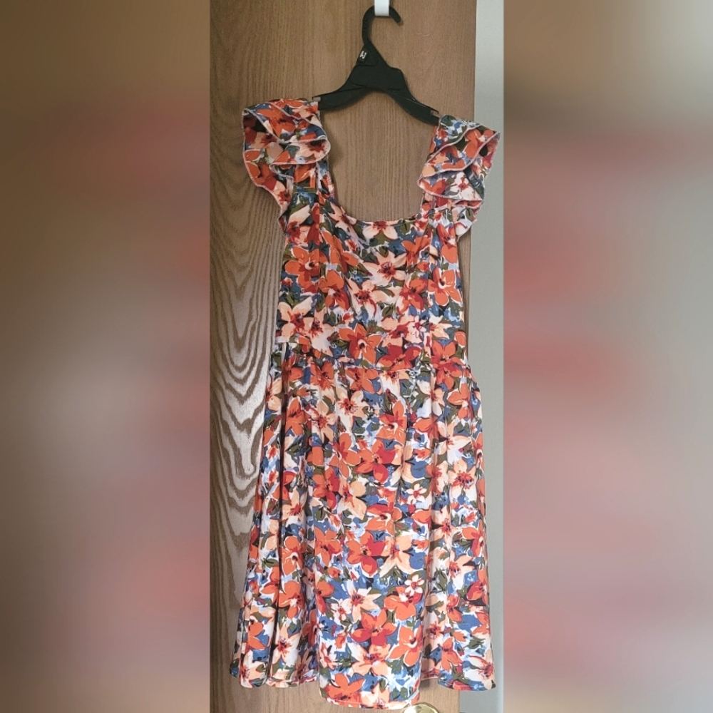 SHEIN Frenchy Allover Floral Printed Backless Ruffled Strapped Dress Small